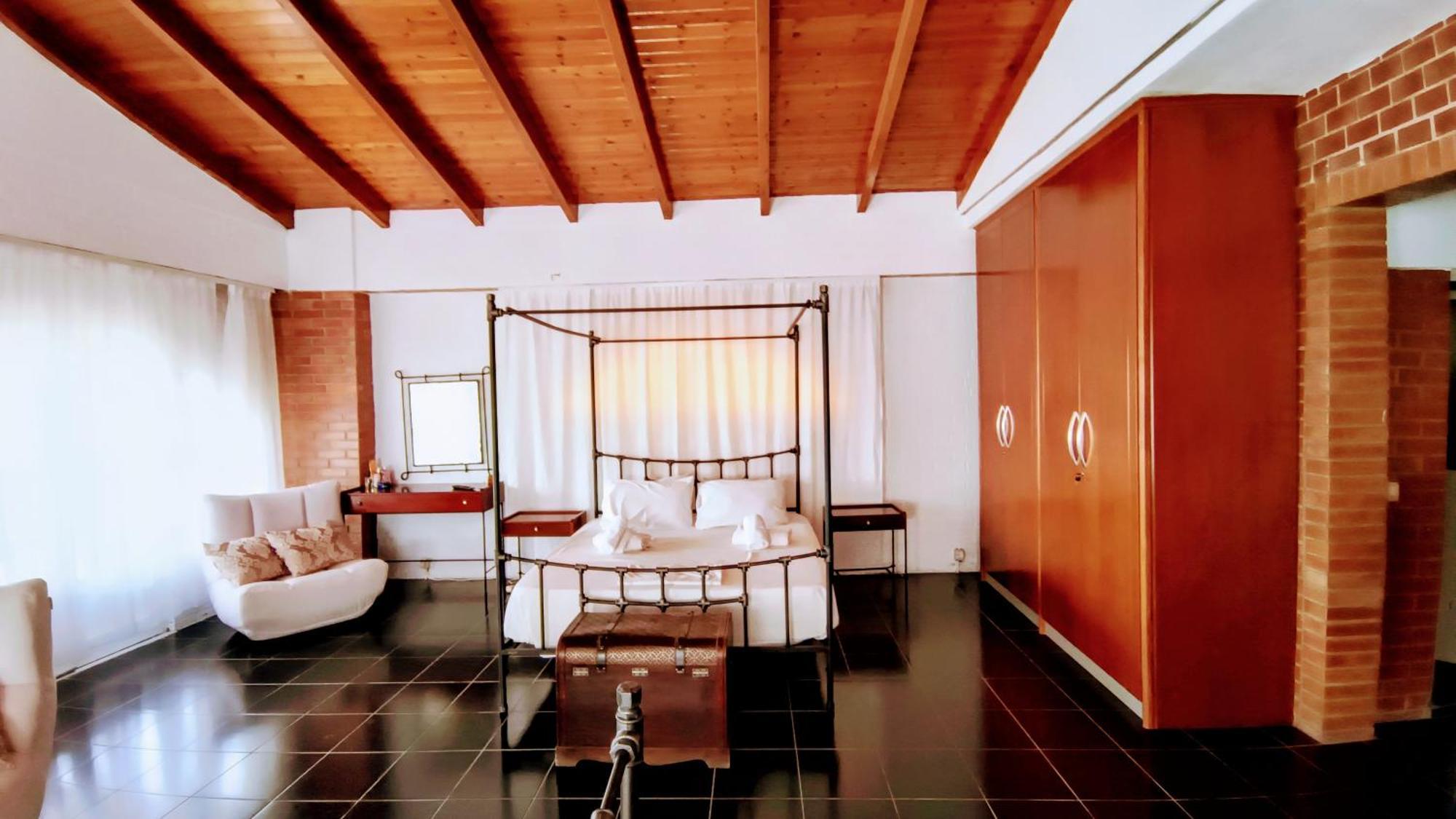 Polyxeni Apartments & Rooms เคพาโร ภายนอก รูปภาพ