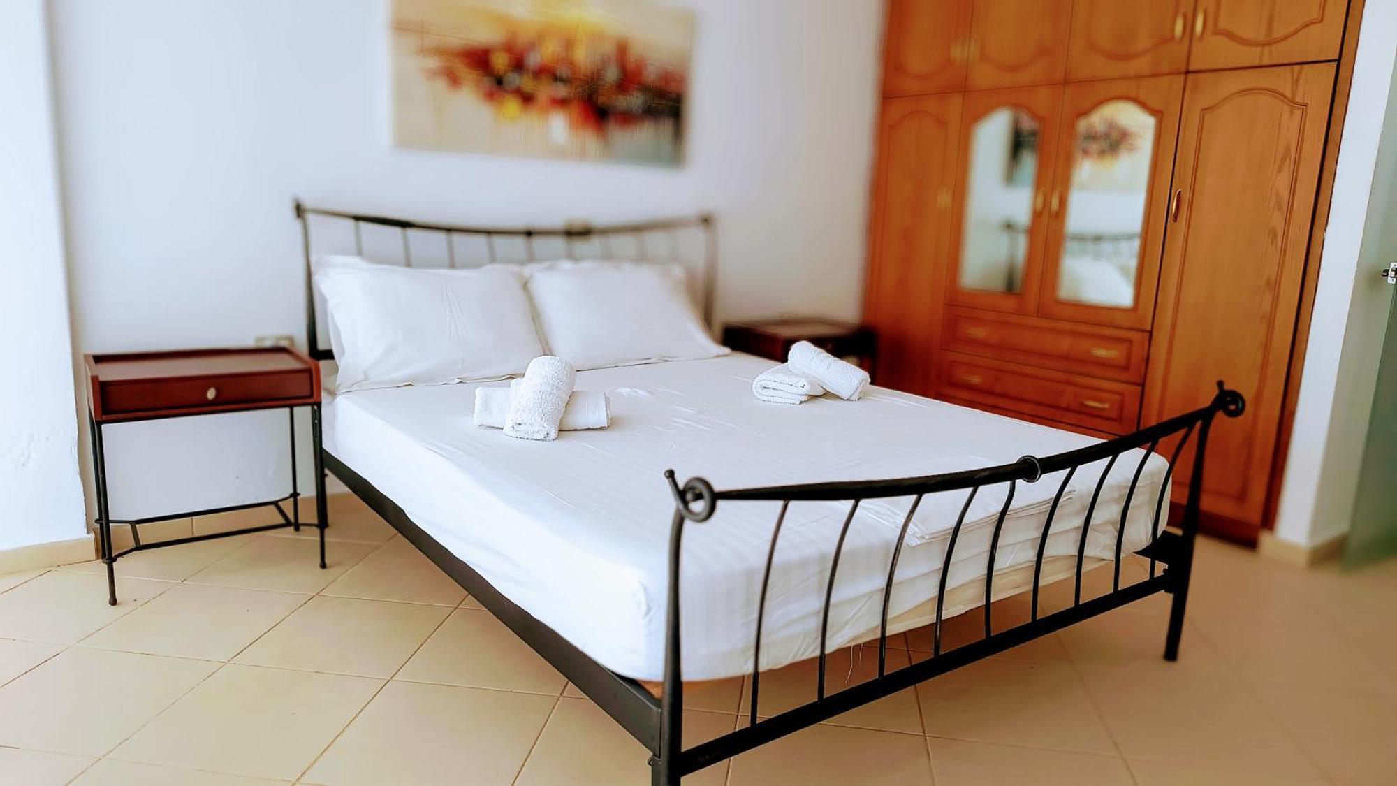 Polyxeni Apartments & Rooms เคพาโร ภายนอก รูปภาพ